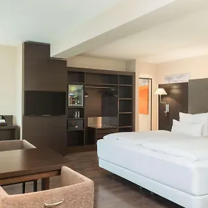 Hotel Nh Koenigsallee ****