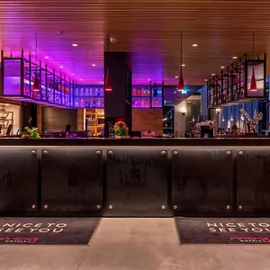 Hotel Moxy Frankfurt Airport ****