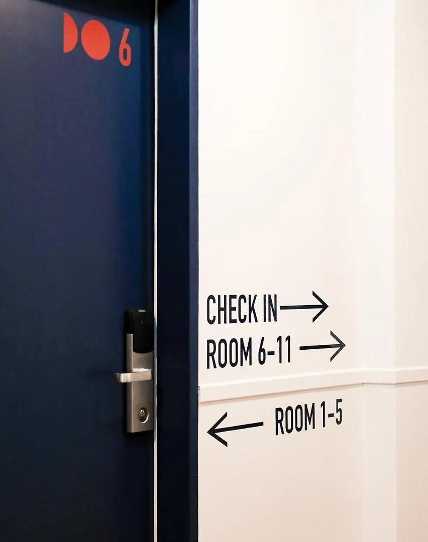 The Dot | 24/7 Checkin Hotel Munich