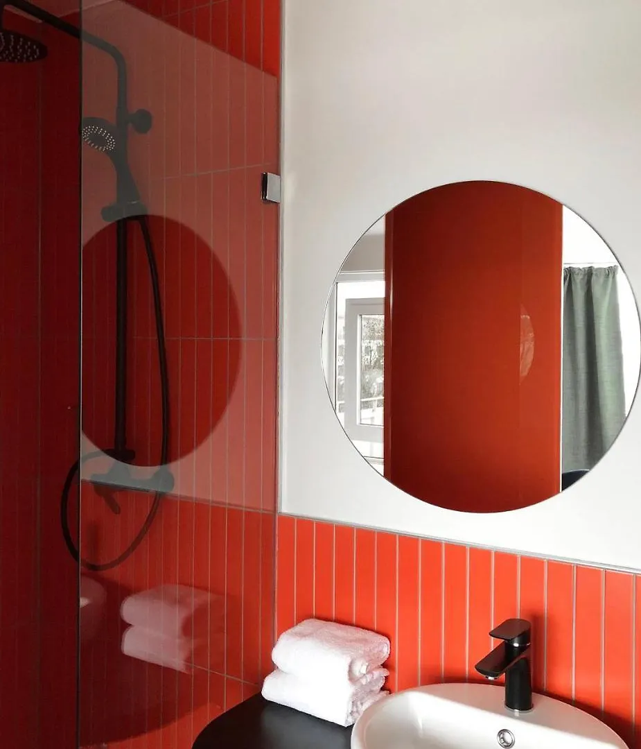 The Dot | 24/7 Checkin Hotel Munique